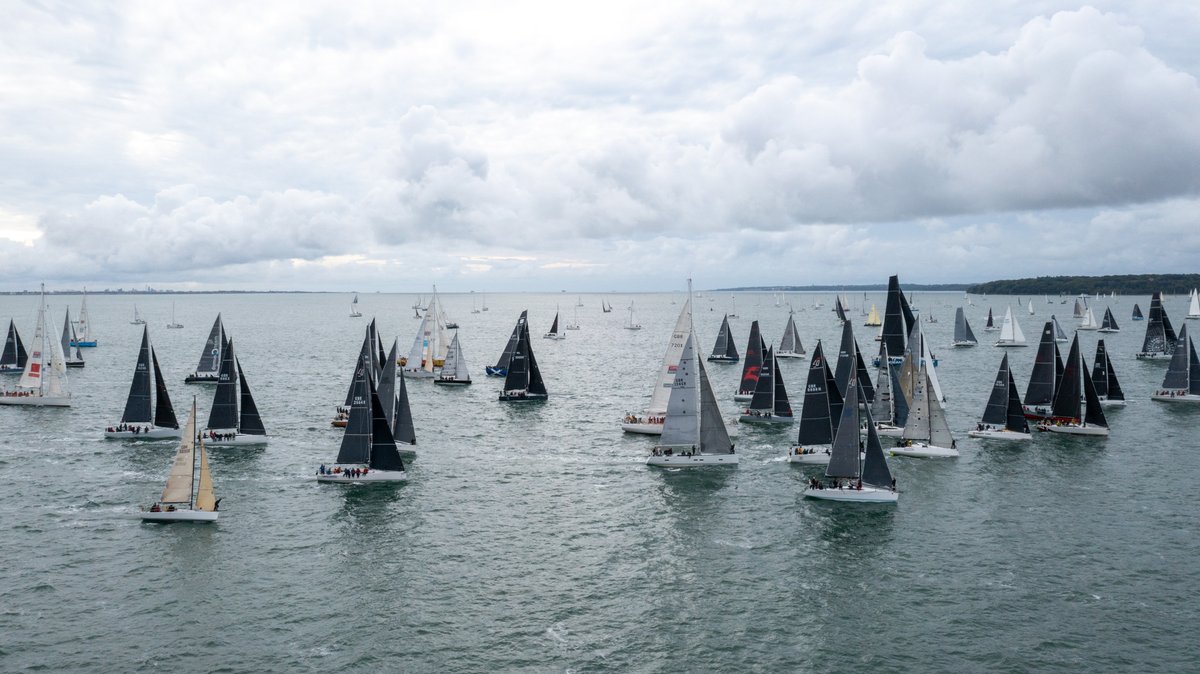 Round the Island Race (@roundtheisland) on Twitter photo More and more boats are closing in on the finish line as the afternoon progresses. Crews, how’s it going out there? 🌊
#RoundtheIslandrace #Sailing #RaceForAll #IsleOfWight More and more boats are closing in on the finish line as the afternoon progresses. Crews, how’s it going out there? 🌊
#RoundtheIslandrace #Sailing #RaceForAll #IsleOfWight