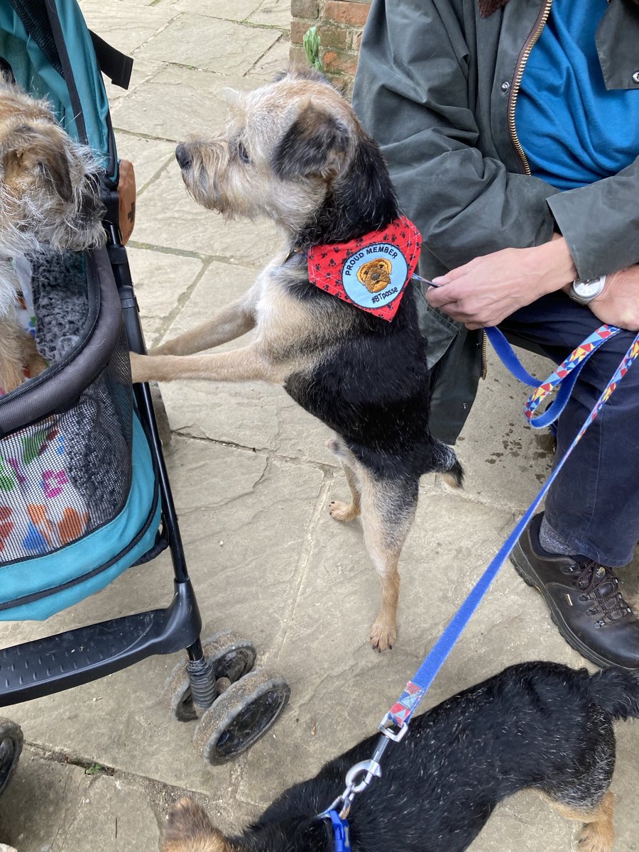 .#BTPosse meet up a Stowe #Stowe ⁦<a href="/lyndaward5/">Dame Aunty Lynda Ward. BTP CBE.</a>⁩ ⁦<a href="/welshborders/">Sam Neale</a>⁩ ⁦<a href="/MrSebBT/">Sir Boots BT - bro to Sir Seb🌈💕</a>⁩