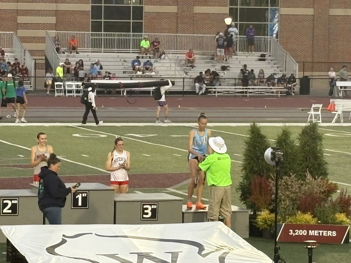 Brookfield Central HS (WI) Girl’s Track & Field tweet media