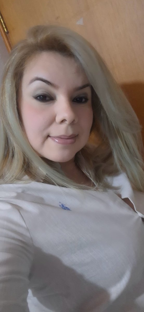 lasprincesas261's tweet photo. Feliz Fin de semana para todos 🤗🌻 https://t.co/z2M9wBnu9H