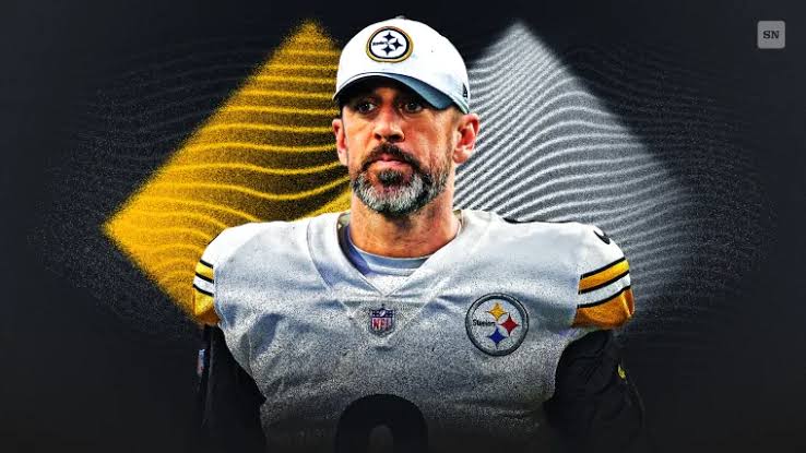 "Mr. Irrelevante" 🏈

Para la casa de apuestas BetMGM están irrelevante la contratación de Aaron Rodgers por los <a href="/steelers/">Pittsburgh Steelers</a>, que su momio para ganar el Super Bowl LX ni se movió tras anunciar su acuerdo con el equipo. Se quedó en +4500.
La relevancia se la han dado los opinólogos.