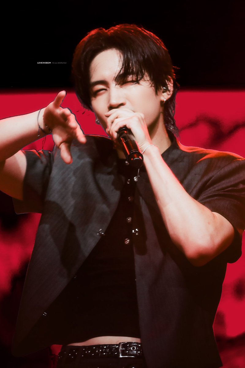 LoveinBeom0106's tweet image. [HQ] 250606 JAYB
 TOUR IN San Francisco

light the fireeeeee🪄🔥
@jaybnow_hr 

#JAYB 
#JayB_TapeReLoad_SANFRANCISCO #JayB_TapeReLoad_US_SF #JayB_TapeReLoad_US #제이비