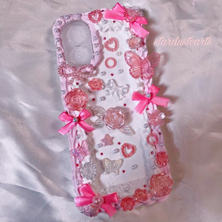 Stardustcarts's tweet image. 🎀Decoden Phone Case🎀

DM FOR COMMISION 💌

Price starts at 400php

nego dop | gcash | j&amp;amp;t

# wts lfb ph coquette seventeen nct dream 127 wayv aespa red velvet ive izone wonyoung twice blackpink zb1 skz txt bts svt enhypen treasure trsr lesserafim nwjns iphone samsung android