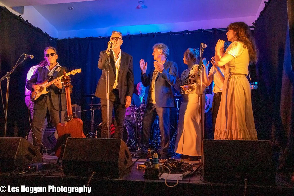 Les Hoggan Photography (@les_hoggan) on Twitter photo Fantastic evening at <a href="/FRETSCONCERTS/">FRETS</a> last night in <a href="/StrathavenHotel/">Strathaven Hotel</a> . <a href="/sister_john/">sister john</a> <a href="/GramSkin/">Grahame Skinner</a> <a href="/thebathersoffi1/">thebathersofficial</a> were all superb. And what an encore. And <a href="/sister_john/">sister john</a> hitting number one is fantastic. <a href="/LNFGlasgow/">LastNightFromGlasgow</a> Fantastic evening at <a href="/FRETSCONCERTS/">FRETS</a> last night in <a href="/StrathavenHotel/">Strathaven Hotel</a> . <a href="/sister_john/">sister john</a> <a href="/GramSkin/">Grahame Skinner</a> <a href="/thebathersoffi1/">thebathersofficial</a> were all superb. And what an encore. And <a href="/sister_john/">sister john</a> hitting number one is fantastic. <a href="/LNFGlasgow/">LastNightFromGlasgow</a>