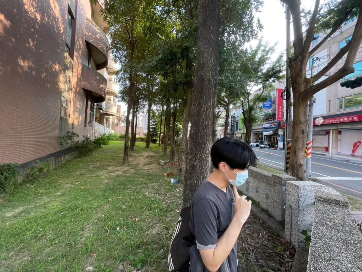 CKB178410's tweet photo. 发现了好几年前去台南看site的我😂 https://t.co/O0pkNVbBCW