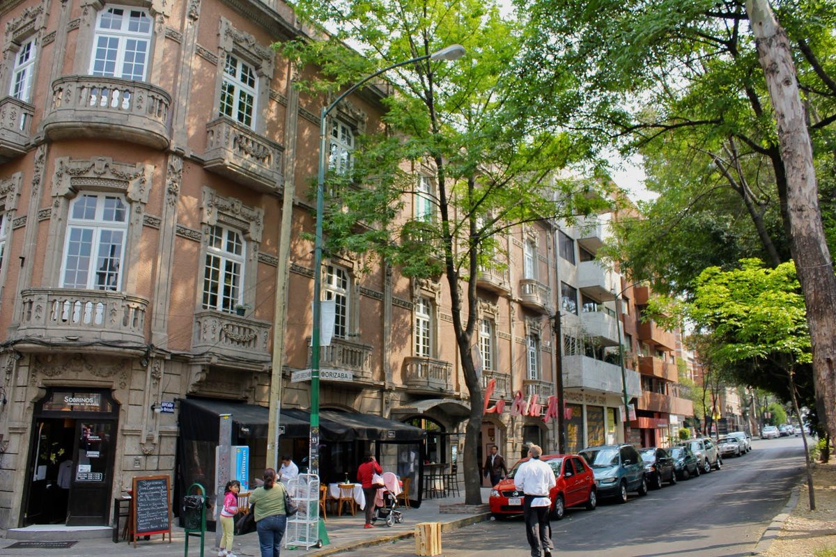 YIMBYLAND's tweet photo. 1. Micro retail
2. Abundant trees

Do these two things and you too can have yourself a world-class city. https://t.co/1xgTGYRshR