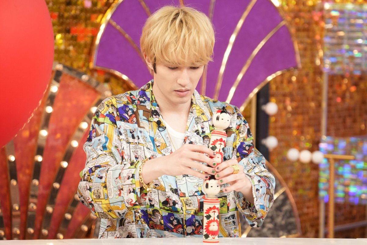 GoldenSixTONES's tweet photo. ／
今夜9️⃣時から
#GOスト💎見どころ👀´-
＼

ゲスト #長澤まさみ さん🧸

🥢タレだけレストラン
長澤まさみからのツッコミが止まらない⁉️
勝利するのはどちらのチームか🔥

🎳ツンデツンデゲーム
ミスれば大爆破⁉
時間内に積んで海鮮丼GETできるか🍚

#GoldenSixTONES #SixTONES
#ジェシー #京本大我 https://t.co/NBIuCnZoOg