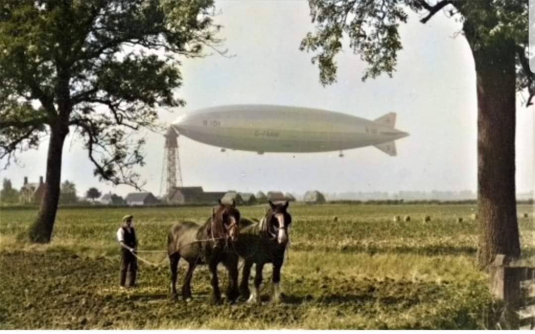 CardingtonSheds's tweet image. Airshio R101 and farm work