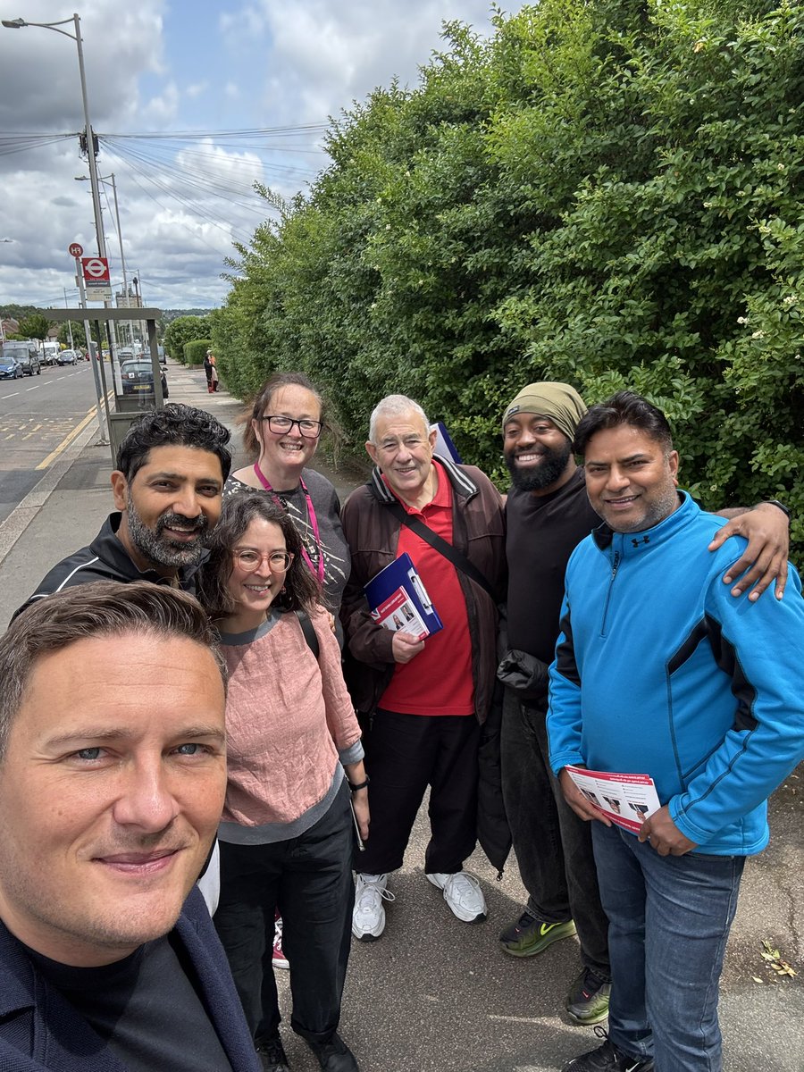 Weather can’t make up its mind today, but at least the rain held off while we were out talking to local residents in Fullwell this morning. 

Thanks to the two teams of volunteers who joined us, picking up casework and feedback for me to take back to Parliament.