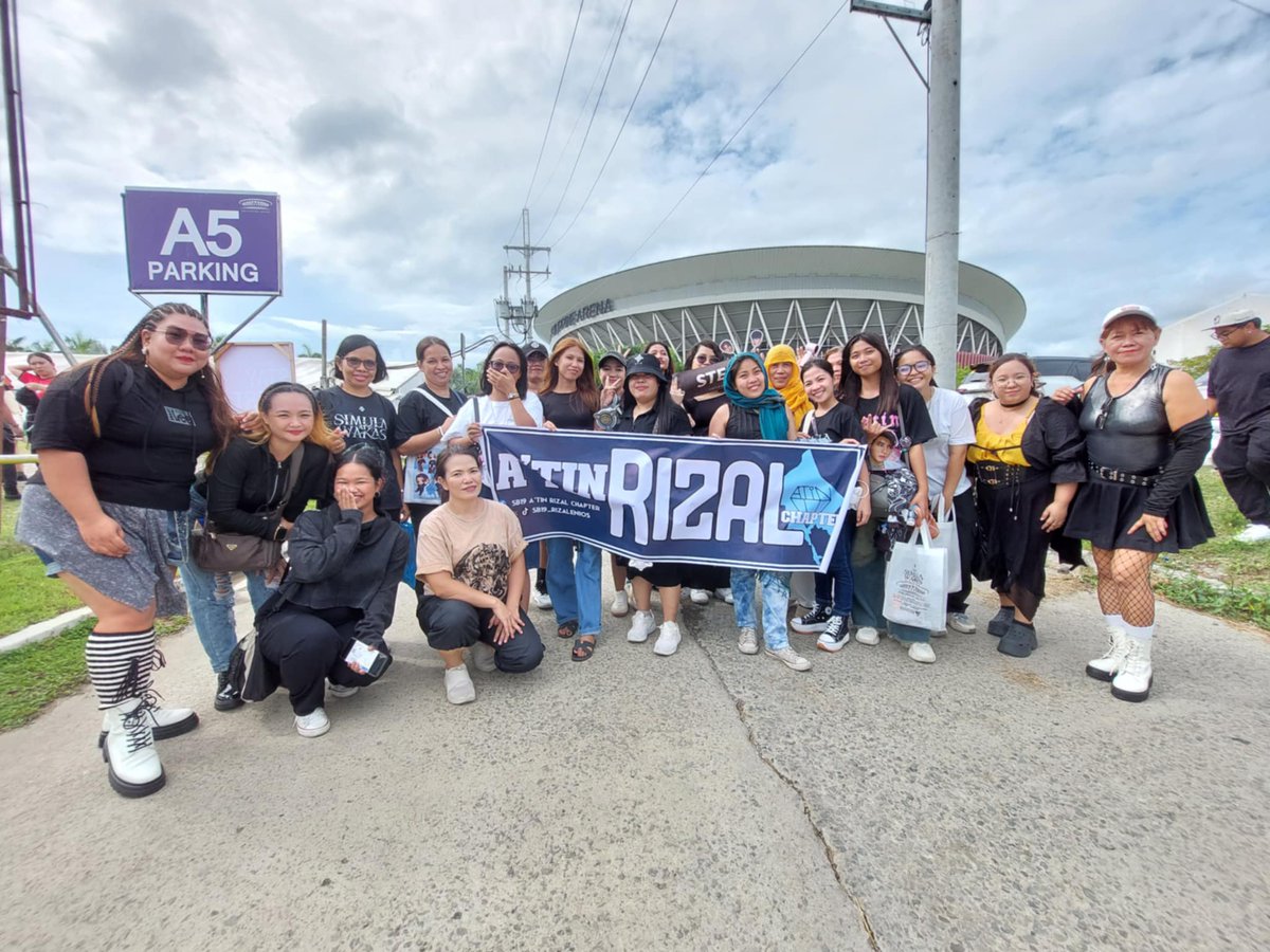 mhikay__'s tweet photo. Simula At Wakas Worldtour Kickoff Day 1 🍎

@SB19Official @SB19_Rizalenios

#SB19 #SB19SimulaAtWakas #SimulaAtWakas https://t.co/C24GF3v0YQ