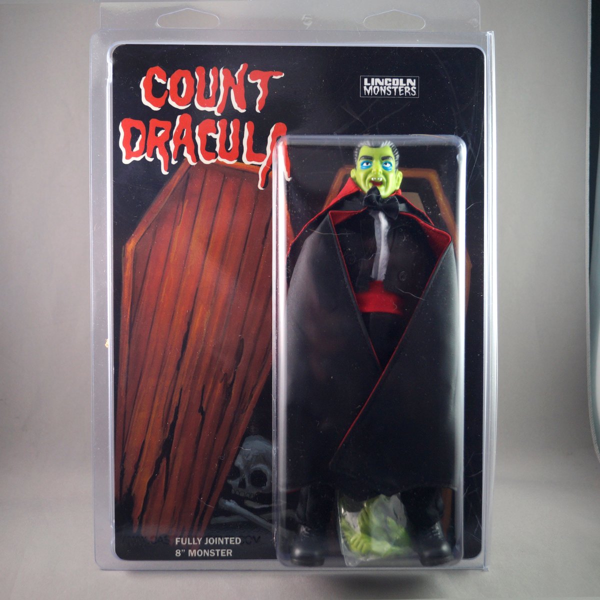 Plaidstallions's tweet photo. Carded Lincoln Monsters are coming this month; these are the Classic Lincoln International cards, which will be available for online purchases and making their debut at two shows at the @frank_wojo booth.

#lincolnmonsters #lincolninternational #retromonsters #mego #dungeonvideo https://t.co/CgTm8TKLSu