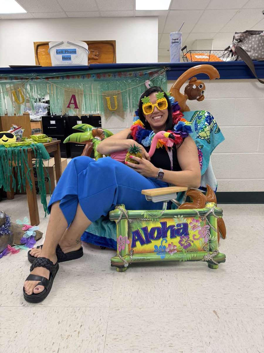 Sarah Ryley (@ap_ryley_chs) on Twitter photo Summer is almost here!! Took a little break at work on Thursday to get ready for the last week of SY25! 😉🌺<a href="/CatoctinHS/">Catoctin High School</a> Summer is almost here!! Took a little break at work on Thursday to get ready for the last week of SY25! 😉🌺<a href="/CatoctinHS/">Catoctin High School</a>