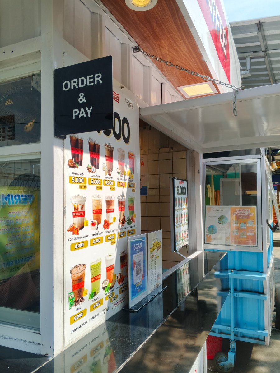 sukasuki tweet media