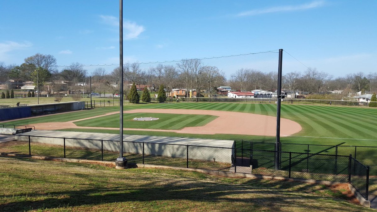 SteelCity_BB's tweet image. ‼️ COLLEGE VENUES ‼️
What makes the Steel City Baseball Classic unique?!
60+ games on college venues!
Samford U. @SamfordBaseball
UAB @UAB_Baseball
U. of Montevallo @UMoTownBaseball
Lawson State CC @LSCCBaseball