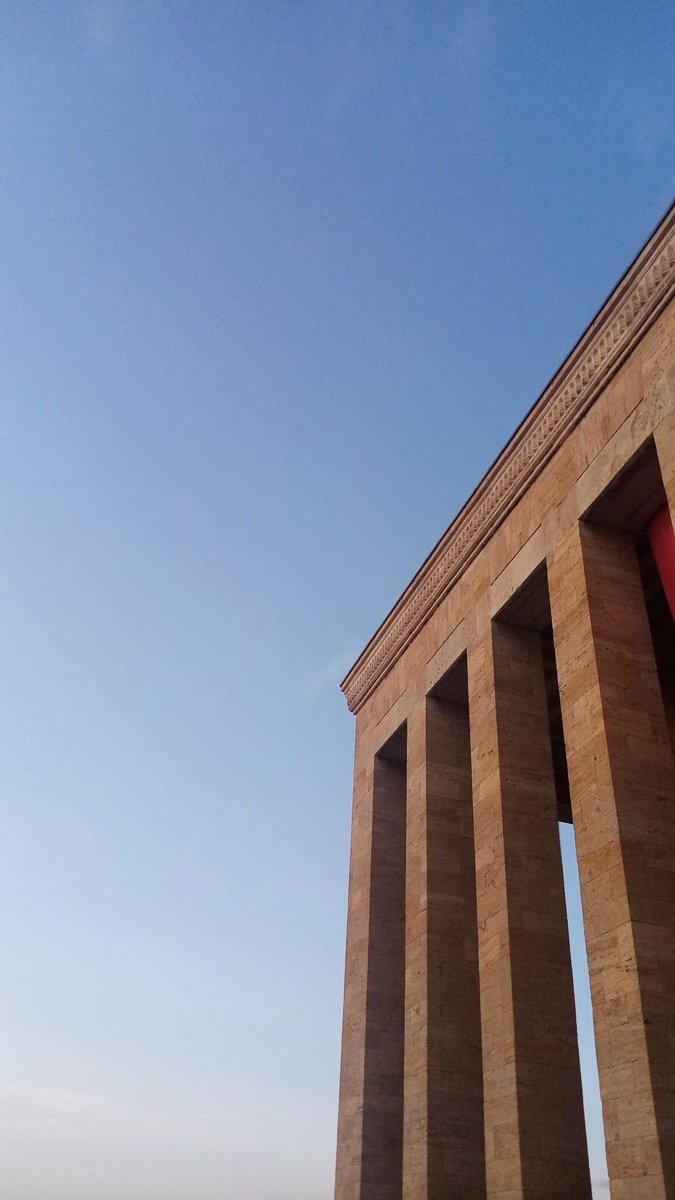 Baba evidir, bundandır huzurlu hissetmemiz! 

#mustafakemal #ATATÜRK