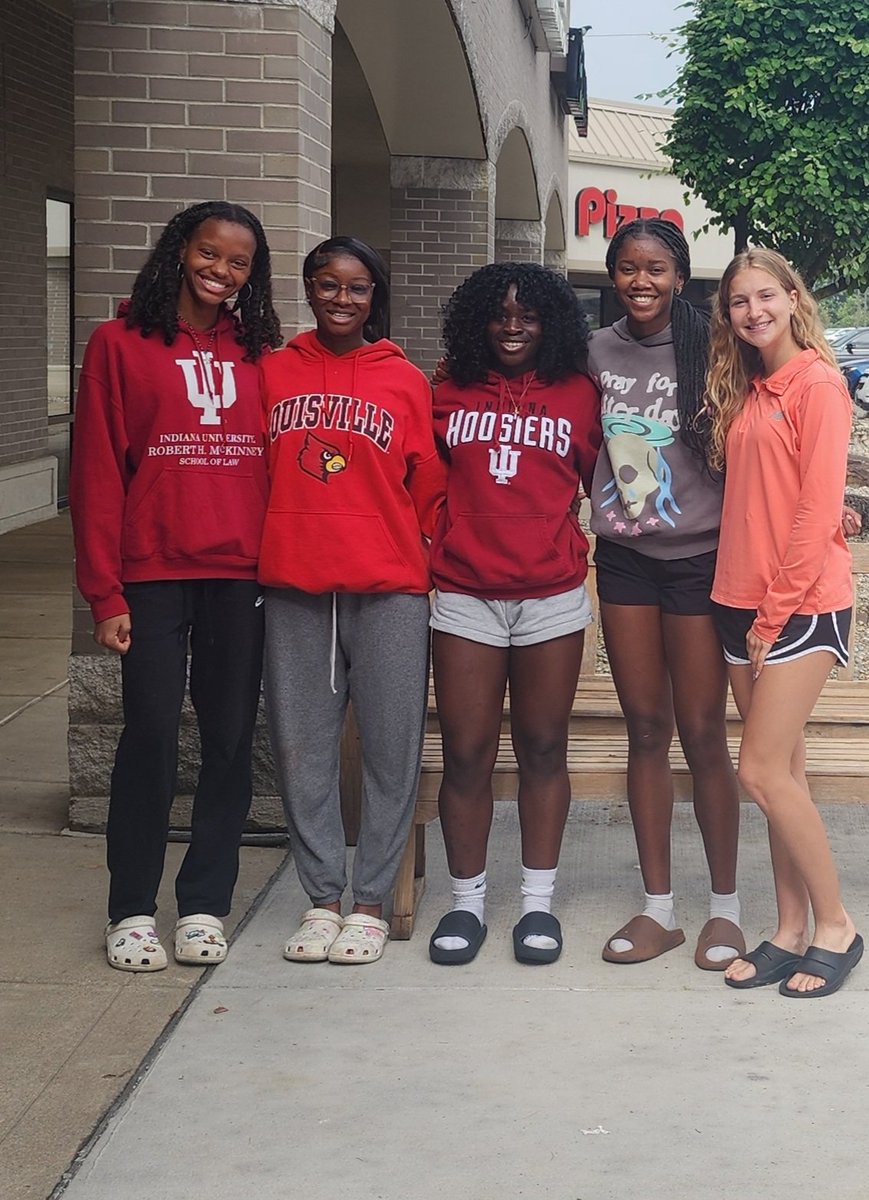 Avon Girls T&F tweet media