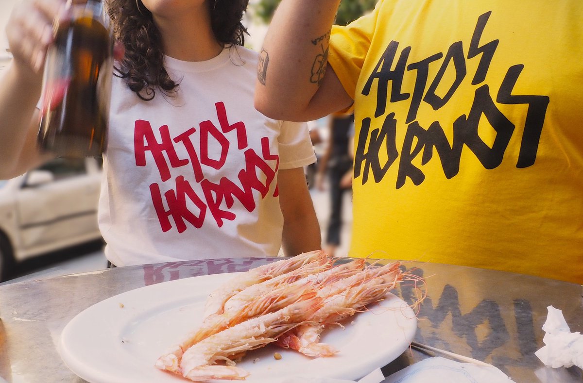 altisimoshornos's tweet image. Camisetas de Altos Hornos.

Sólo bajo pedido o en próximos conciertos.

12€ - negra, blanca o amarilla. 

Enviad privado y os decimos.