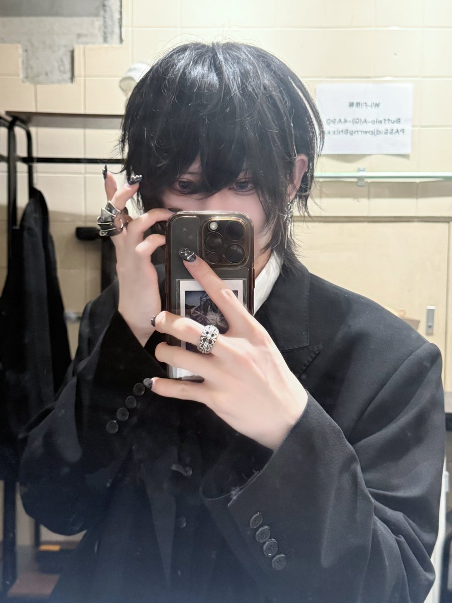 本日は【Perle(ﾍﾟﾙﾚ)- Namin's Birthday】文京HEADPOWERにお越しいただきありがとうございました！🦇スーツ久々に着て褒めてもらえてよかったですദ്ദി ˃ ᵕ ˂ )
ALTに今日のセトリを描いておきます