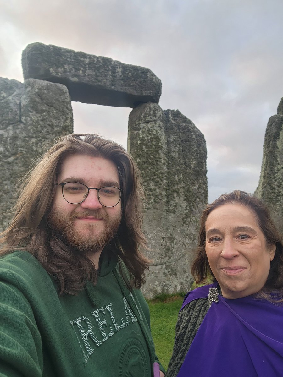 dragons777's tweet photo. Stonehenge Special Access this morning.  Much quieter than Summer Solstice open access but... you aren't allowed to touch the stones like with open access. https://t.co/YyauWNAm7L