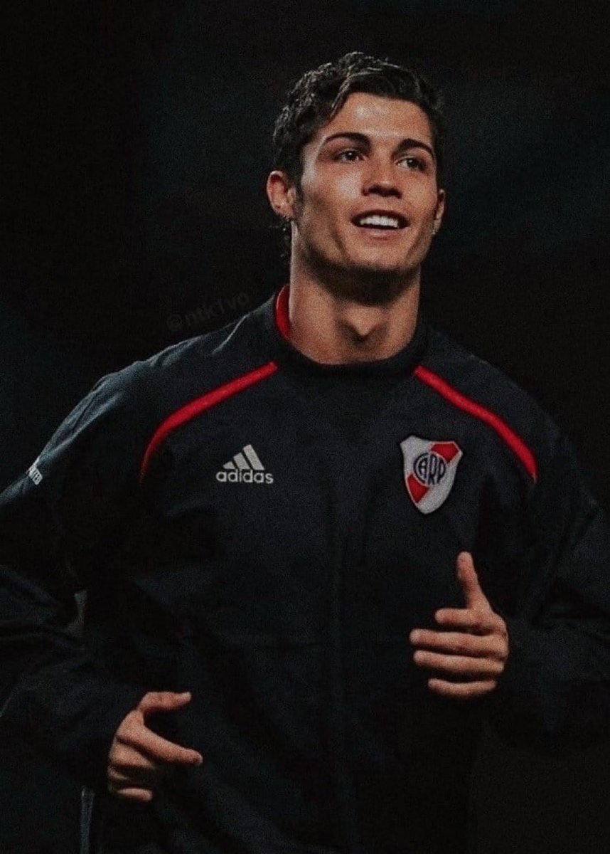 Hago un llamamiento a TwMadrid para que ayudemos a los argentinos de River Plate a conseguir el fichaje de Cristiano Ronaldo, es lo mínimo que podemos hacer por el fichaje de Franco Mastantuono, es el inicio de una bonita amistad. #CR7ARiver