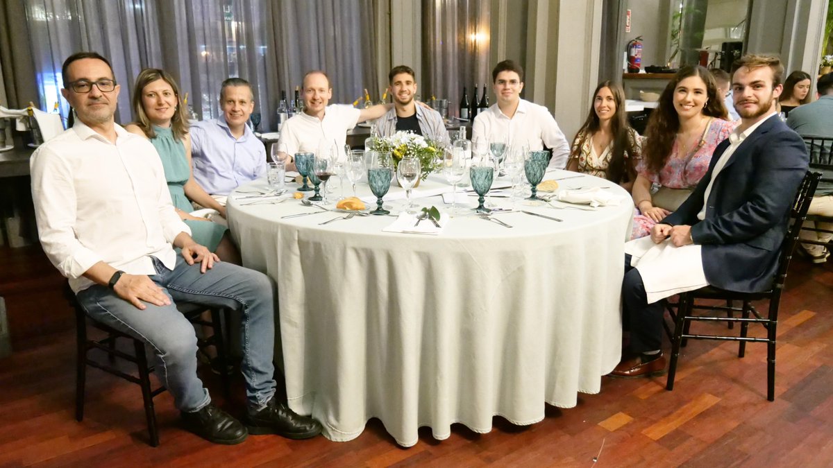 🌟 Vivimos una cena de gala muy especial en el NH Collection Gran Hotel de Zaragoza. Fue una noche para celebrar, reírnos y, cómo no, entregar los premios a los mejores artículos académicos presentados en el congreso.  #jnic2025 #uc3m #ciberseguridad #jnic