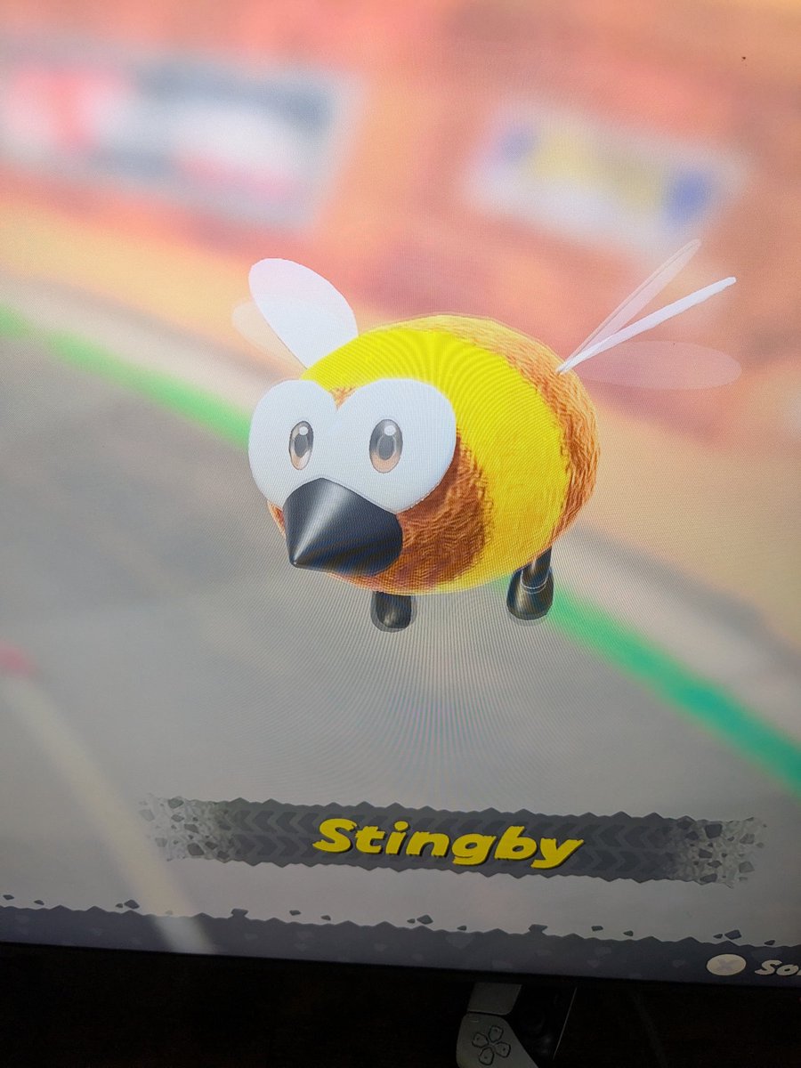 SirPatsy's tweet photo. My favorite part of #MarioKartWorld  is you can finally be a Stingby

This is good news 🐝 https://t.co/SMUEecDWEa