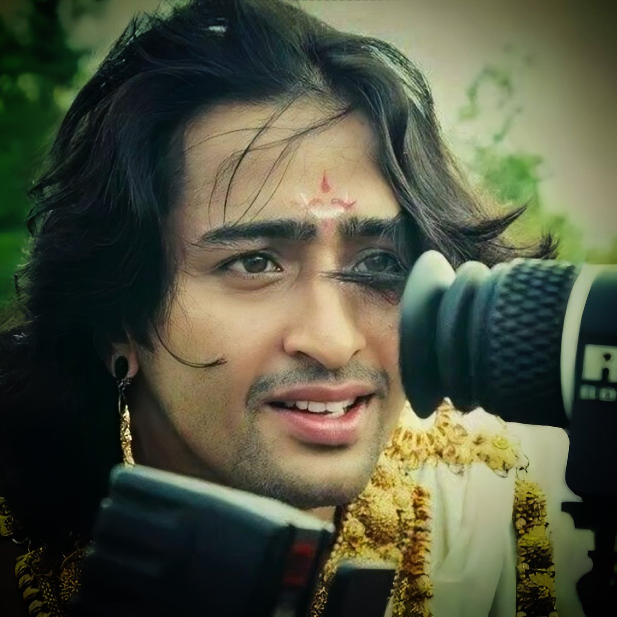 Shaheerparadise's tweet photo. Shaheer Sheikh's long hair itself is an actor 🥹🤌 No wonder it has a separate fanbase 🤍

[ #shaheersheikh • @Shaheer_S ] https://t.co/5JU0QgOJ13