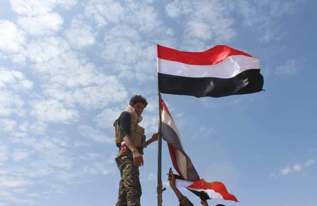 monts81's tweet photo. صحيح أننا وحدويون حتى النخاع، لكن مشكلتنا الحقيقية مع ال��جلس الانتقالي لا تتعلق فقط بحمله لمشروع انفصالي، بل لأنه أداة بيد أبوظبي، ينفذ مشروع يقوم على التبعية والإذلال، ويسعى لتسليم بلادنا لآل شخبوط وآل طحنون، ويريد لنا أن نكون مجرد تابعين وعبيدًا لهم في أرضنا. وهذا لا يمكن ابدا https://t.co/mOVz4VqgEG