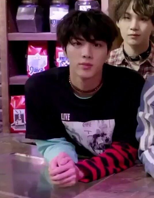 Welcome back Fake Love Seokjin 🤩🤩