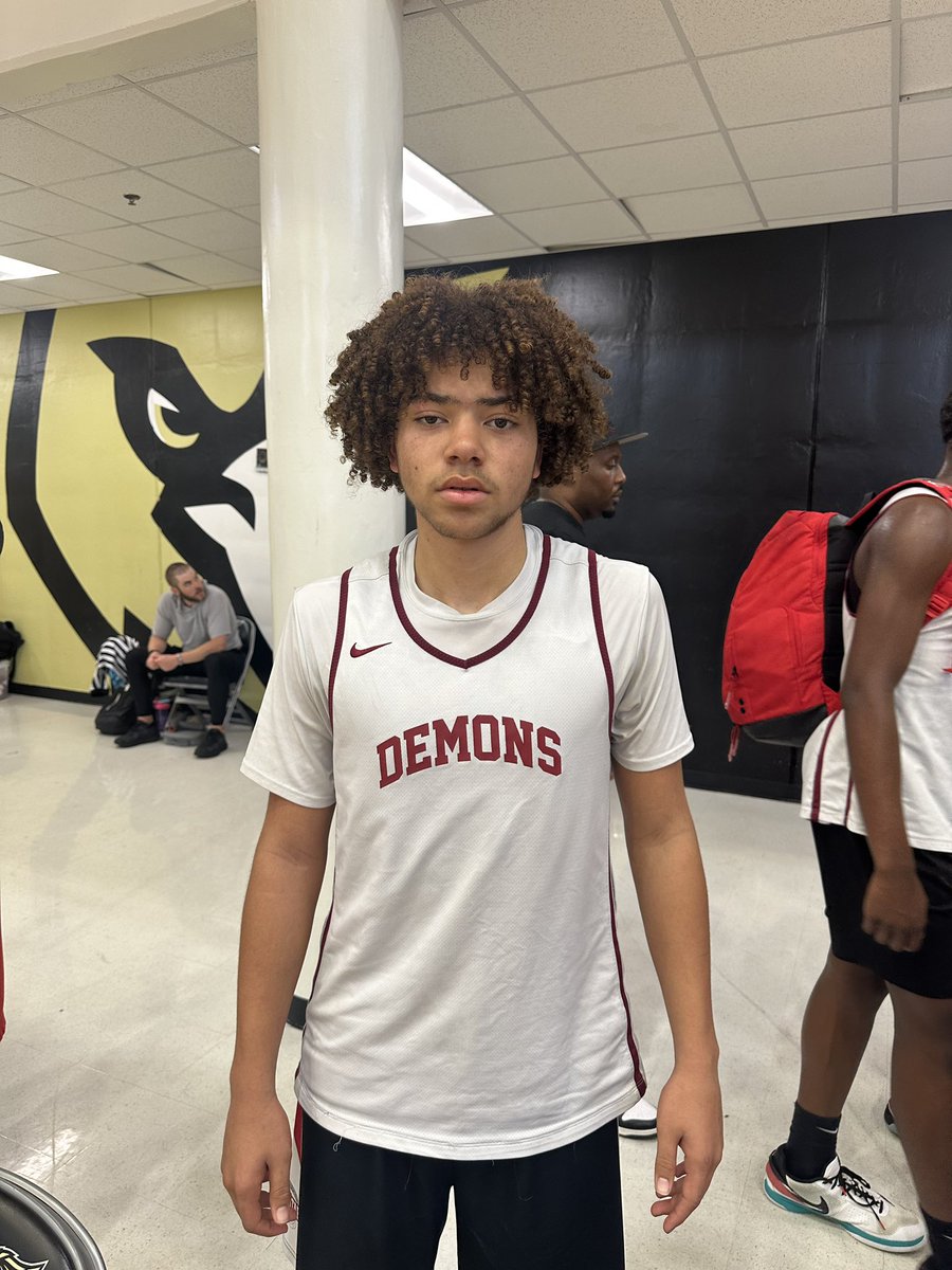 The <a href="/SouthDavisBoys/">WRHSBoysBasketball</a> picked up an early win this morning over South Atlanta as Tristian Mitchell, a 2027 6’2 sg hit some key shots in a low scoring affair to lift the Demons to the win.