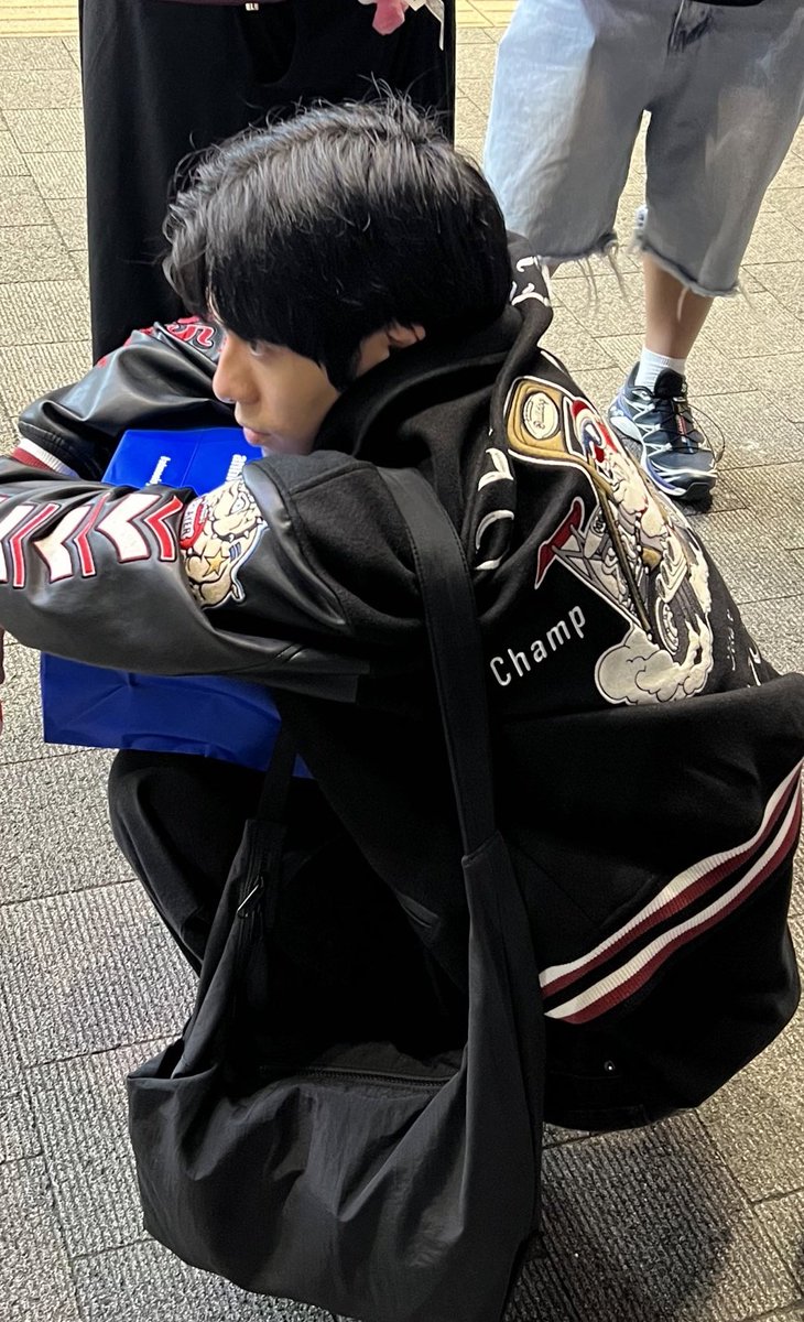 Di pa yan bayad nak

BGYO ATL GLIMPSE 
#BGYO_AllTheseLadies