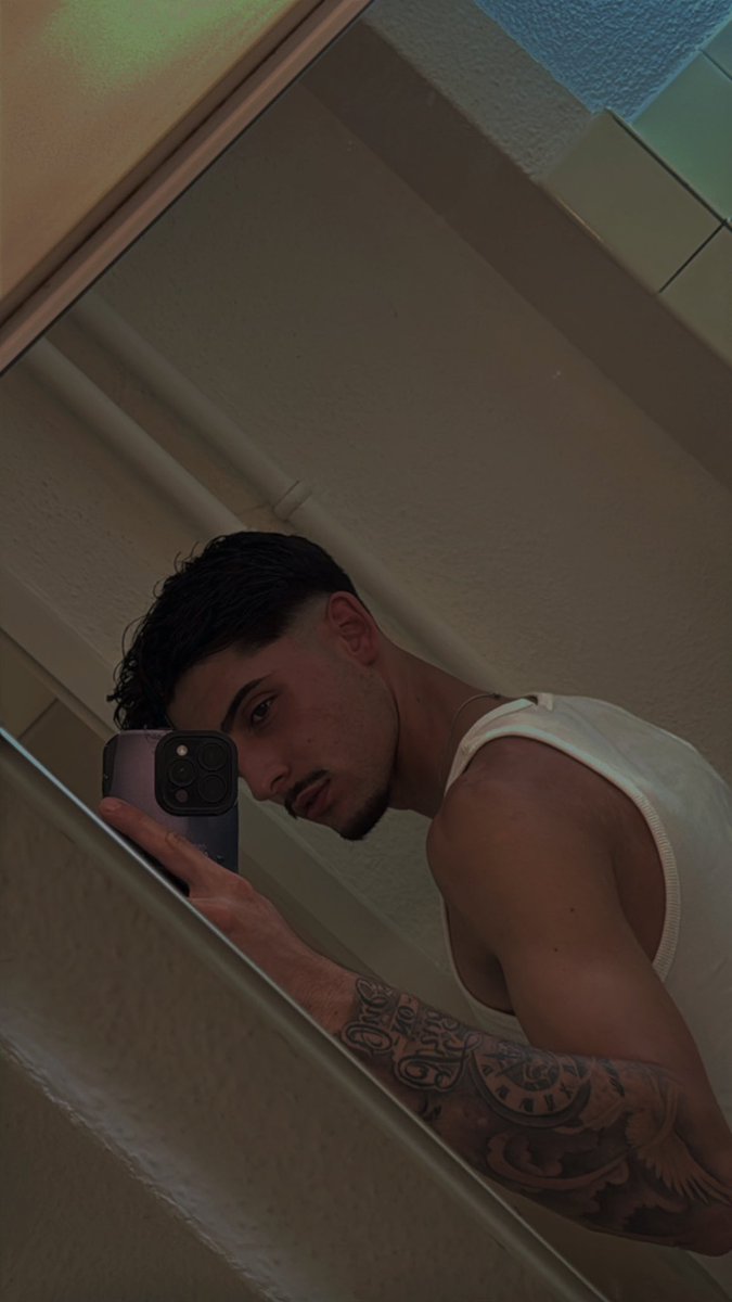 Come shake that but come drop that thing come bounce on me on my jaja