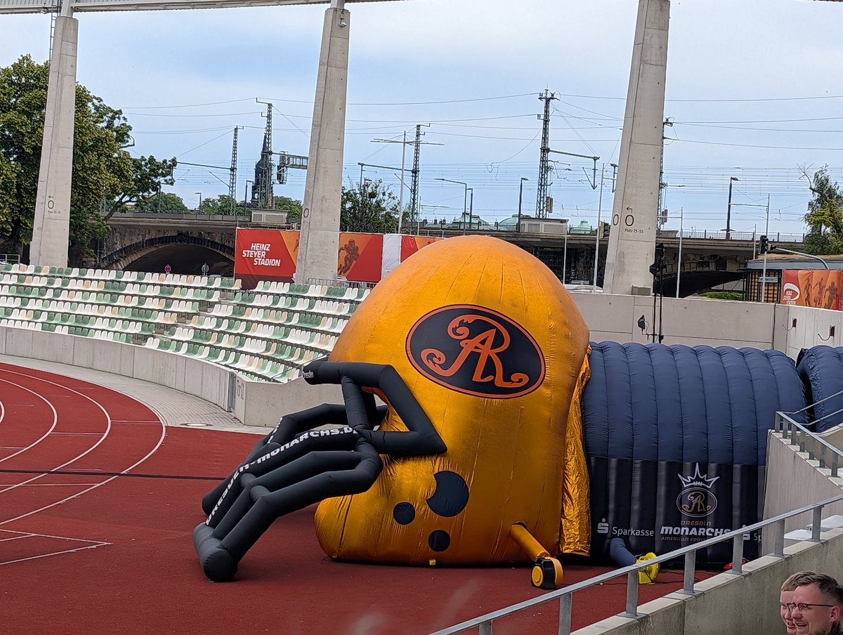 T_DD76's tweet photo. Support your local 🏉Team
@GFLinfo
Dresden Monarchs vs. Hildesheim Invaders 21:0 at halftime
@amonra_stbrown 👋🏻
#Dresden
#MNRX
#OnePride https://t.co/mCRlEivzE7