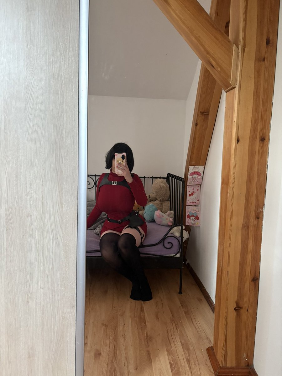 kotownicaa's tweet photo. Ada wong cosp :33 https://t.co/sAMQaMbhcJ