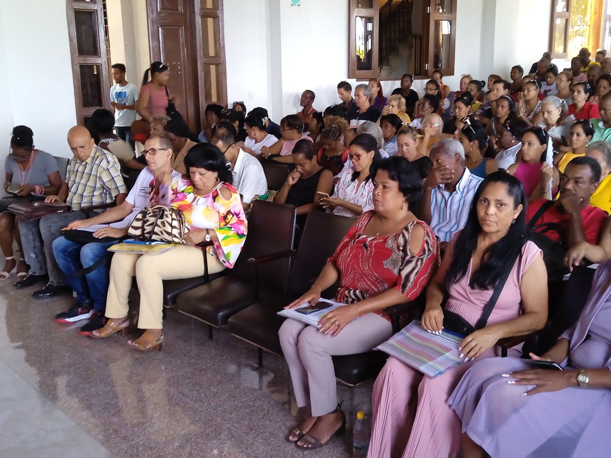 Espacios de preparación provincial <a href="/dpestgo/">DGE Santiago de Cuba</a>  a las estructuras metodológicas municipales #SantiagodeCuba para perfeccionar el sistema de trabajo metodologico en las instituciones educativas desde la contextualización del PEI. <a href="/CubaMined/">MINED</a>