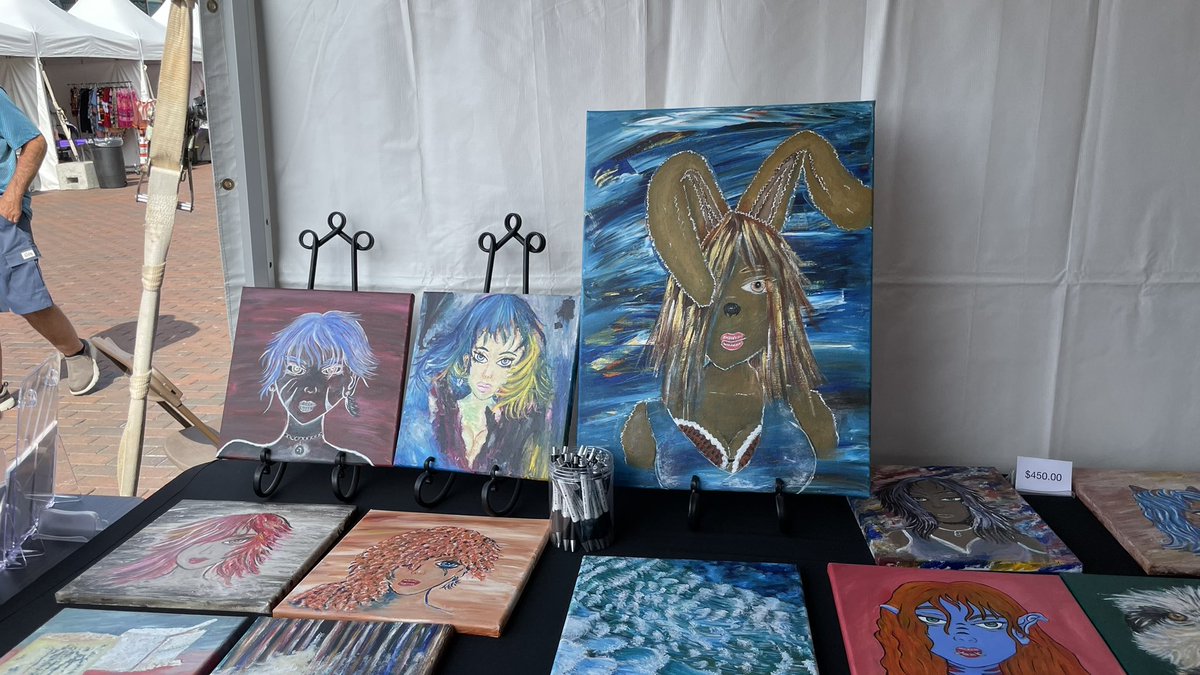 Ferchect's tweet photo. This is my setup for the Artesian Art Festival. #art #acrylicpainting #originalcharacter #artist #physicalart #faces #acryliconcanvas #acrylic #characterart #metalicpaint #artesianartfestival https://t.co/pCxH0gnBug