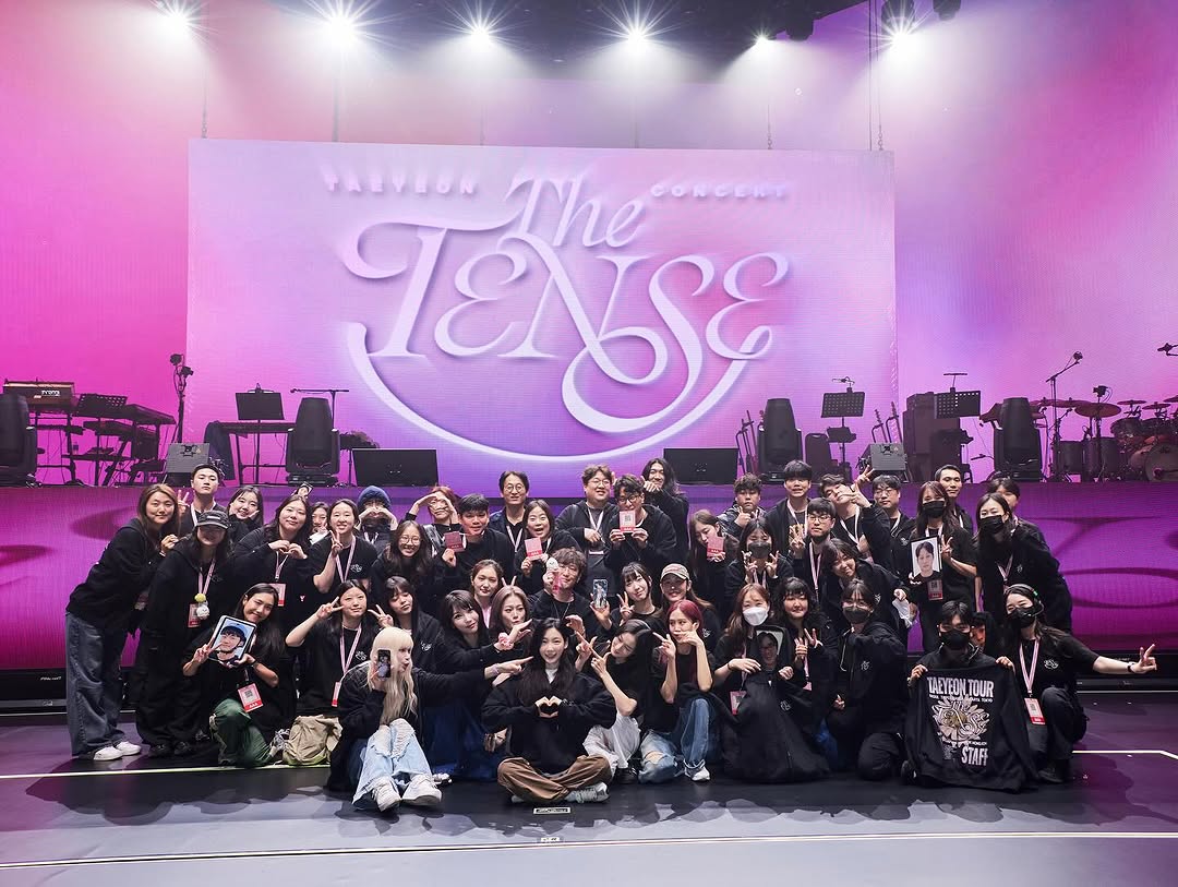 ฮงโตชิออนนี่ อัพเดต IG ทัวร์สุดท้ายแล้วจริงๆค่ะ😭💜  

"ฉันจะได้ทัวร์แบบนี้อีกไหมนะ! 😭 จิตใจของผู้คนมากมายที่อ่อนโยนแต่ทรงพลังมารวมกันเพื่อสร้างการแสดงที่มีพลังอันทรงพลัง ทุกคนที่ฉันได้พบล้วนมีค่ามาก!!! 

ฉันรู้สึกขอบคุณที่ได้มีส่วนร่วมในการแสดงที่ยอดเยี่ยมนี้ในฐานะหัวหน้าวง
