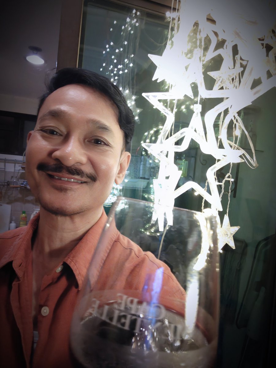 TuaPRADIT (@pradittua) on Twitter photo 