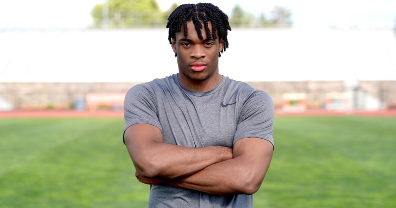 "EJ Holland" (@ejhollandon3) on Twitter photo WATCH: Practice clips of On300 Michigan LB target Nick Abrams (<a href="/thenickabrams/">Nick Abrams II 4⭐️</a>), who is currently on his official visit #GoBlue (FREE). youtube.com/watch?v=R8AvY3… WATCH: Practice clips of On300 Michigan LB target Nick Abrams (<a href="/thenickabrams/">Nick Abrams II 4⭐️</a>), who is currently on his official visit #GoBlue (FREE). youtube.com/watch?v=R8AvY3…