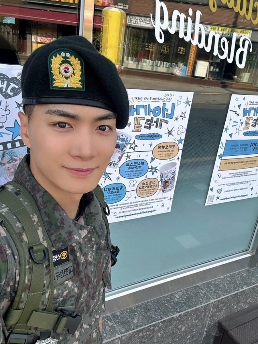 KIMJONGHYEON_TH's tweet image. 🫶❤️

#KIMJONGHYEON #김종현