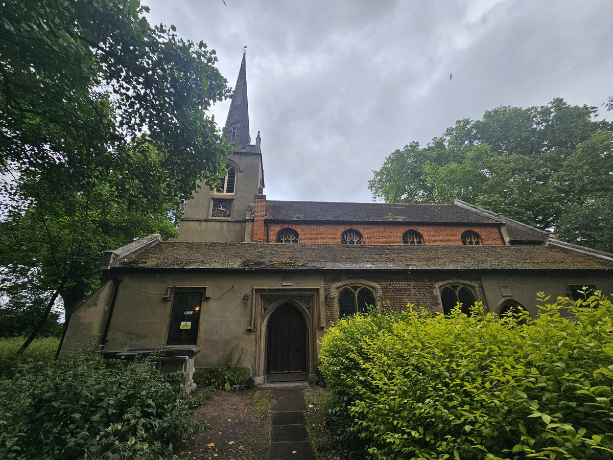 DiatribeRecords's tweet image. Panos Ghikas and Dan Herbert's #Unrealtime in action today at the @iklectikartlab #URTEK workshop in The Old Church, Stoke Newington
