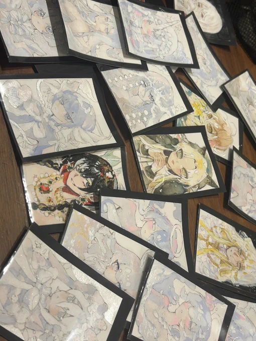 #新潟コミティア60 とうとう今日…! 【チケット風ミニ栞】 文庫本、ライトノベルにぴったり! 両面印刷です! 【100円】 【ミニ原画】 ミニ原画をたっくさん持ってきます! アクリル絵の具の大好きな厚みを感じてくれ… いっぱいいるので、お気に入りの子をお迎えして下さい! 【1500円】