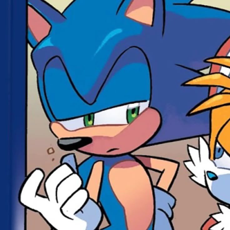 BLUEBLXR_'s tweet photo. ­ 

         Worried about losing my best Muncher ? Of course I am.     Why wouldn’t i be  worried Tin can . You’ve been gone for Gaia knows How long . . . I had to use shadow as a last resort , You know irritating that is—- 

­ ­ https://t.co/zIhy5hsIiN