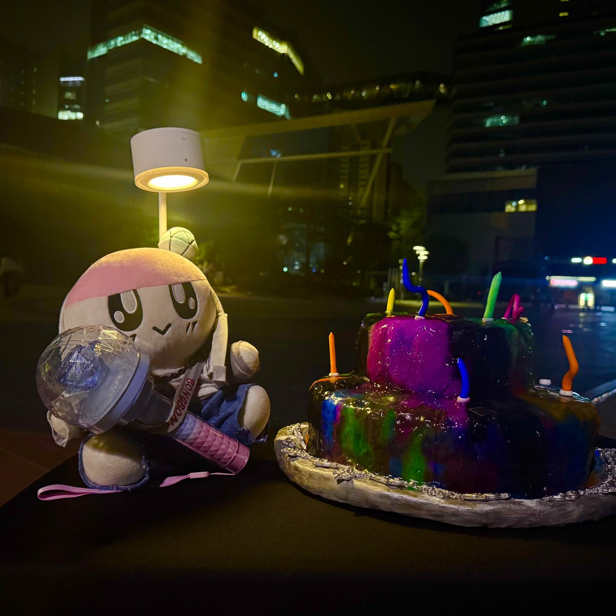 AeraSeventeen's tweet image. Exciting news, Carats! 🥳 SEVENTEEN is all set for their pre-recordings at MBC and SBS. Check out the details and be there for an amazing experience! 🎉 - Don't miss supporting our stars! @pledis_17 #SEVENTEEN #KpopMagic