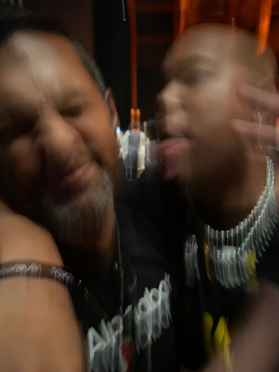 Happy Happy Born Day to one of my absolute faves <a href="/pukerrainbrow/">Pukerainbow 🤮🌈</a> ..don't let him drink!
