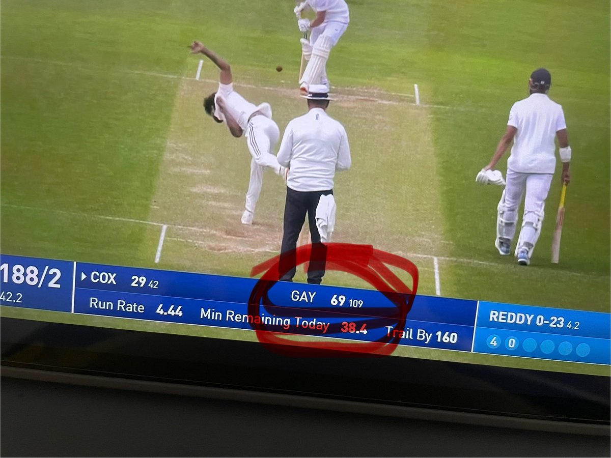 manish_uy's tweet photo. What an irony 😂😂🫣

#Cricket #ENGvsIND https://t.co/i3OdmOTW1b