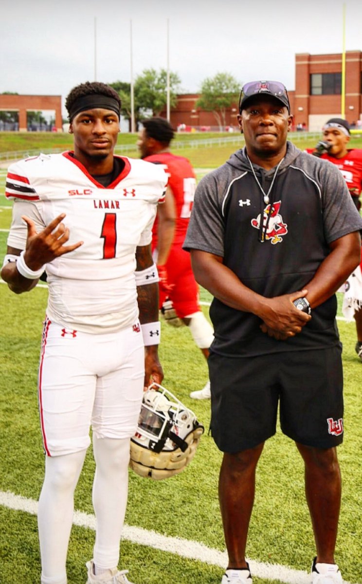 coachcordova's tweet image. Help Me Wish La Son Happy Birthday 🎁🎂 

5 Years Ago I Recruited &amp;amp; Signed KP, on his OV I said this he’ll be a 4 Year Starter.  

There’s a lot to be Proud of but I’m Most Proud of Witnessing You Growing Into a MAN!

#1 on the Roster and #1 in your Hearts ❤️

#HEATT🔥