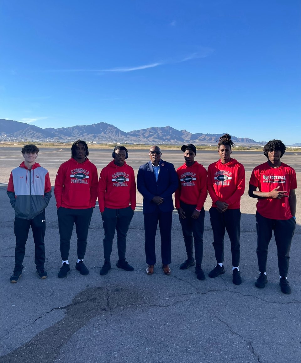 coachcordova's tweet image. Help Me Wish La Son Happy Birthday 🎁🎂 

5 Years Ago I Recruited &amp;amp; Signed KP, on his OV I said this he’ll be a 4 Year Starter.  

There’s a lot to be Proud of but I’m Most Proud of Witnessing You Growing Into a MAN!

#1 on the Roster and #1 in your Hearts ❤️

#HEATT🔥