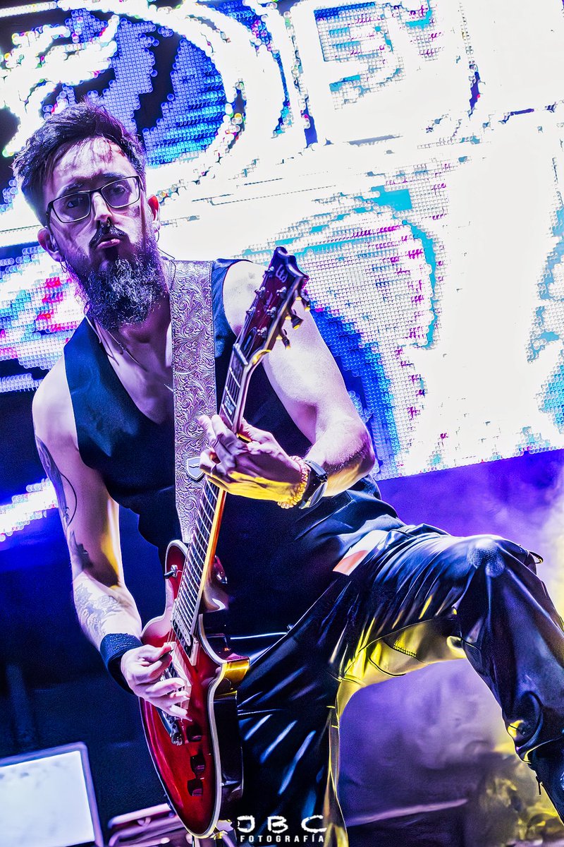 Concierto de Debler en el Festival La Lenteja Metálica.

#concertphoto #photography #livemusicphotography #musicphotography #concertphotography #salamanca  #liveconcertphotography
#musicphotographer  #blackandwhitephotography
 #rockphotography