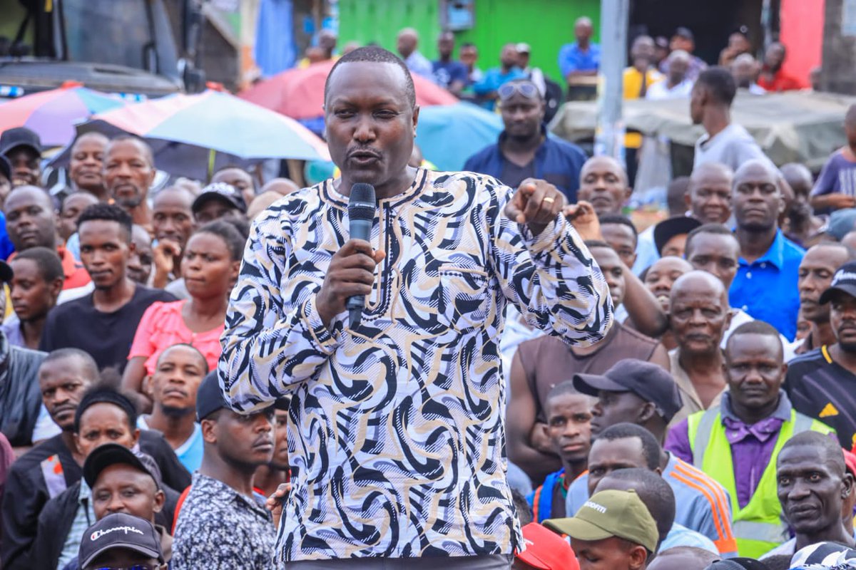 Participated in the opposition caravan led by H.E Kalonzo Musyoka and H.E Rigathi Gachagua as it swept through Voi, Maungu, Taru, Samburu, Mariakani, Mazeras, Changamwe and Kisauni. The people are conscious that they can change a corrupt system!